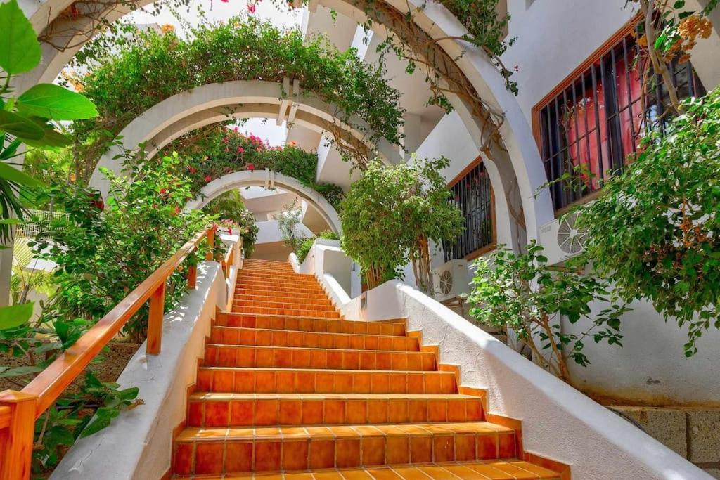 אדחה Ocean View Apartments In Park Royal I מראה חיצוני תמונה