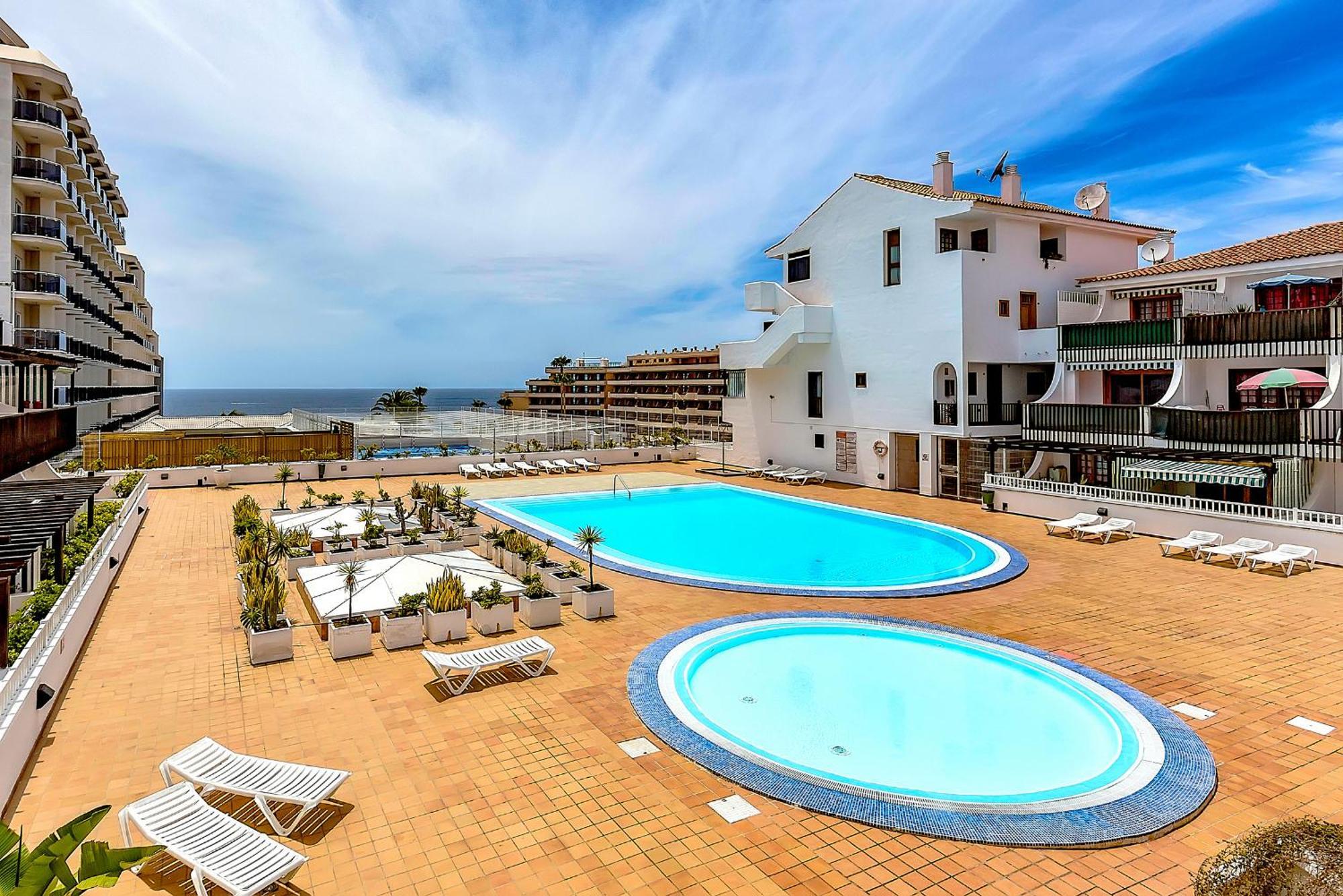 אדחה Ocean View Apartments In Park Royal I מראה חיצוני תמונה